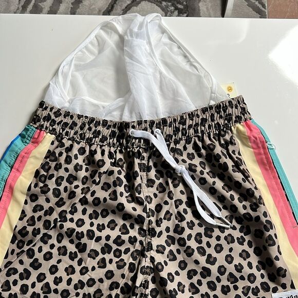 Duvin Design Men’s Cheetah Disco Swim Short - Picture 5 of 10